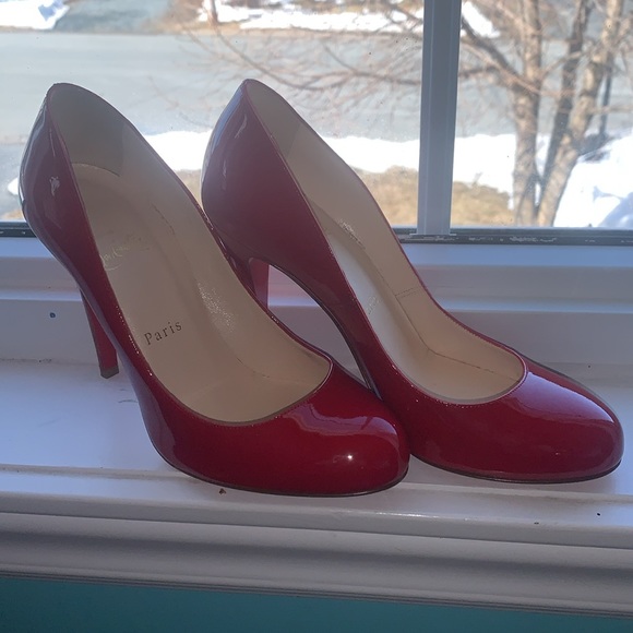 Red Louboutin size 37 1/2 with original box and dust bag - Picture 3 of 7